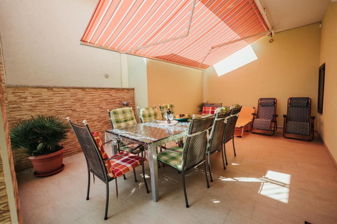 Apartmani Soldan Makarska Extérieur photo